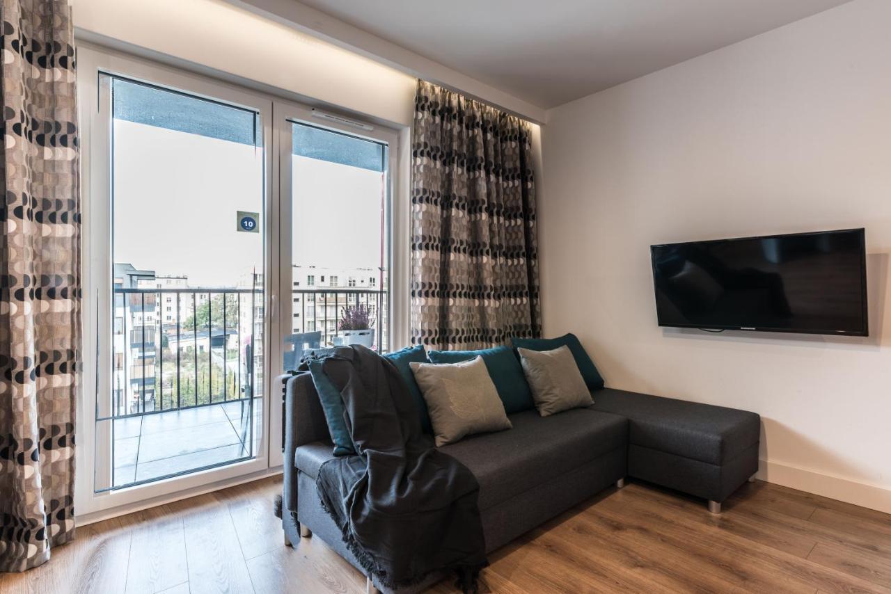 Apartament Targi z garażem i siłownią Poznań Zewnętrze zdjęcie