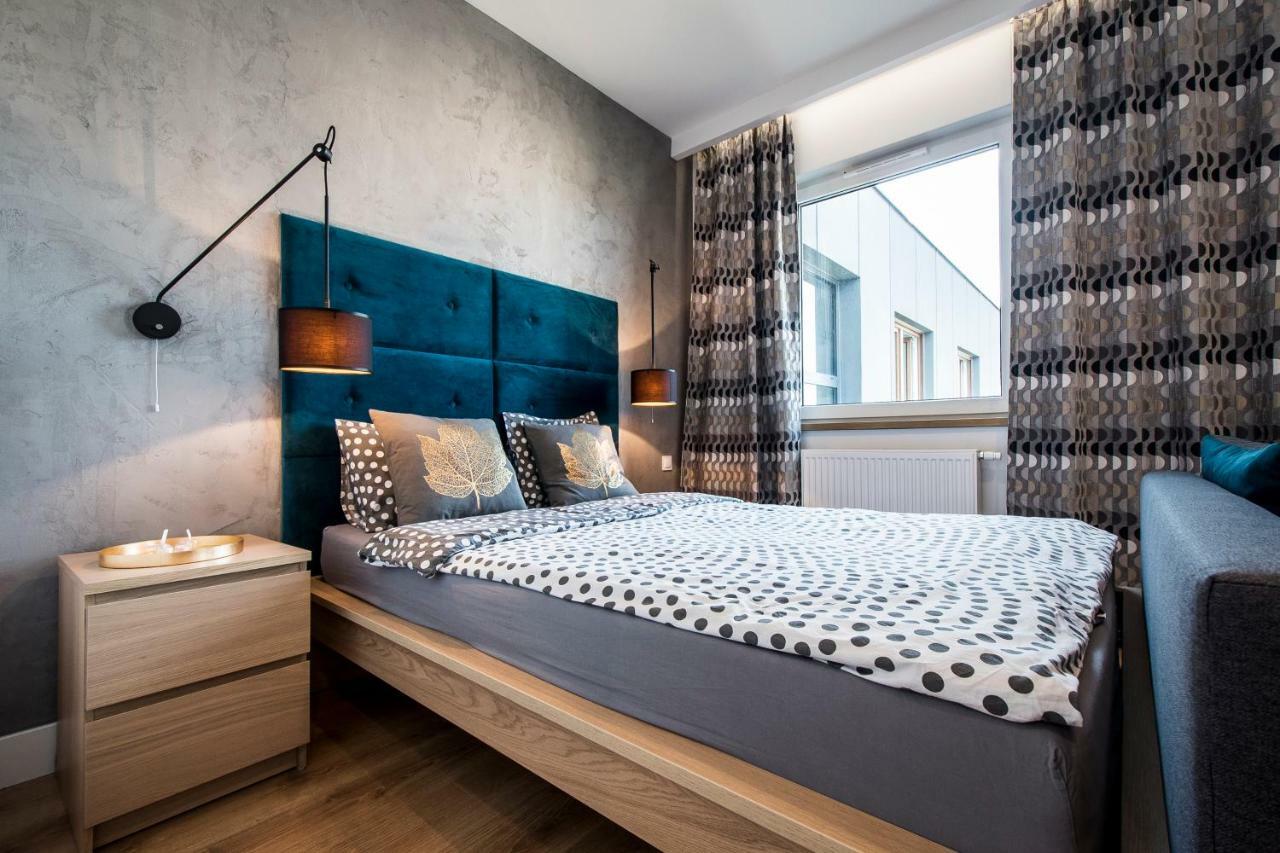 Apartament Targi z garażem i siłownią Poznań Zewnętrze zdjęcie