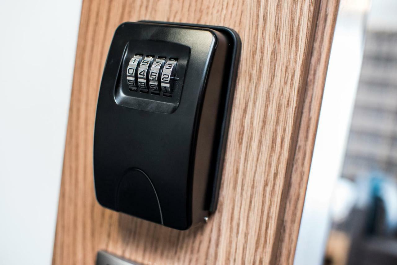 Apartament Targi z garażem i siłownią Poznań Zewnętrze zdjęcie