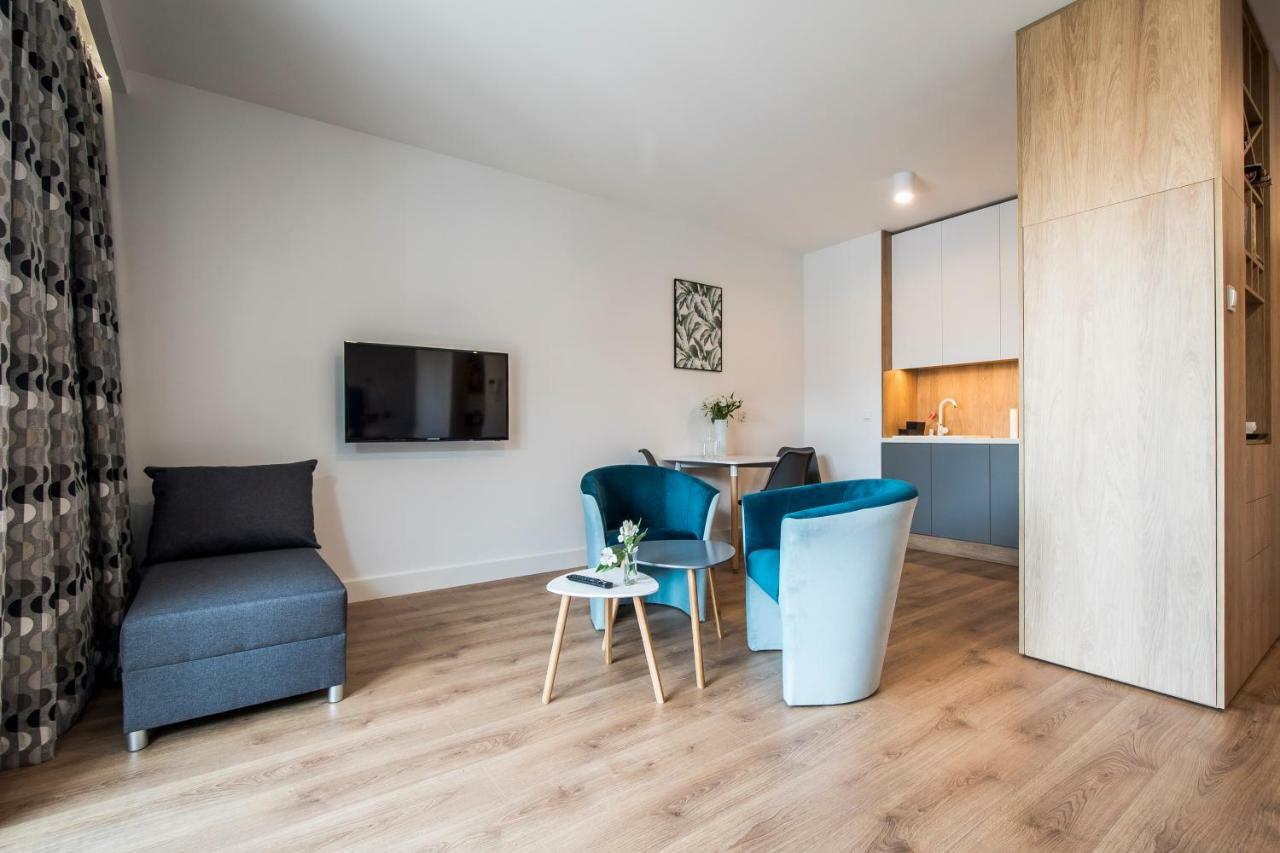 Apartament Targi z garażem i siłownią Poznań Zewnętrze zdjęcie